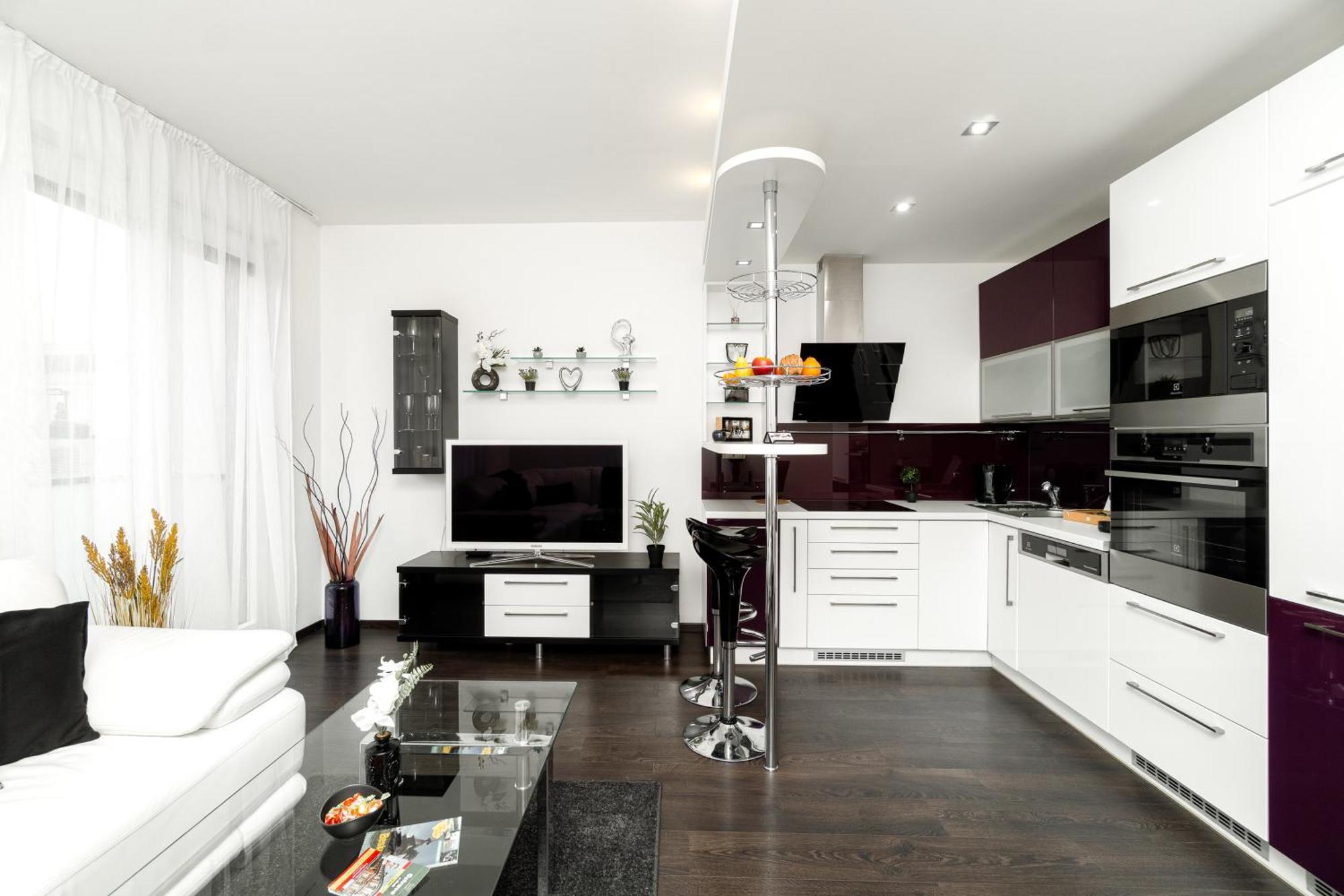 Bnb New Beautiful Apartment In The Center Of Ostrava With Option Garage Parking Εξωτερικό φωτογραφία