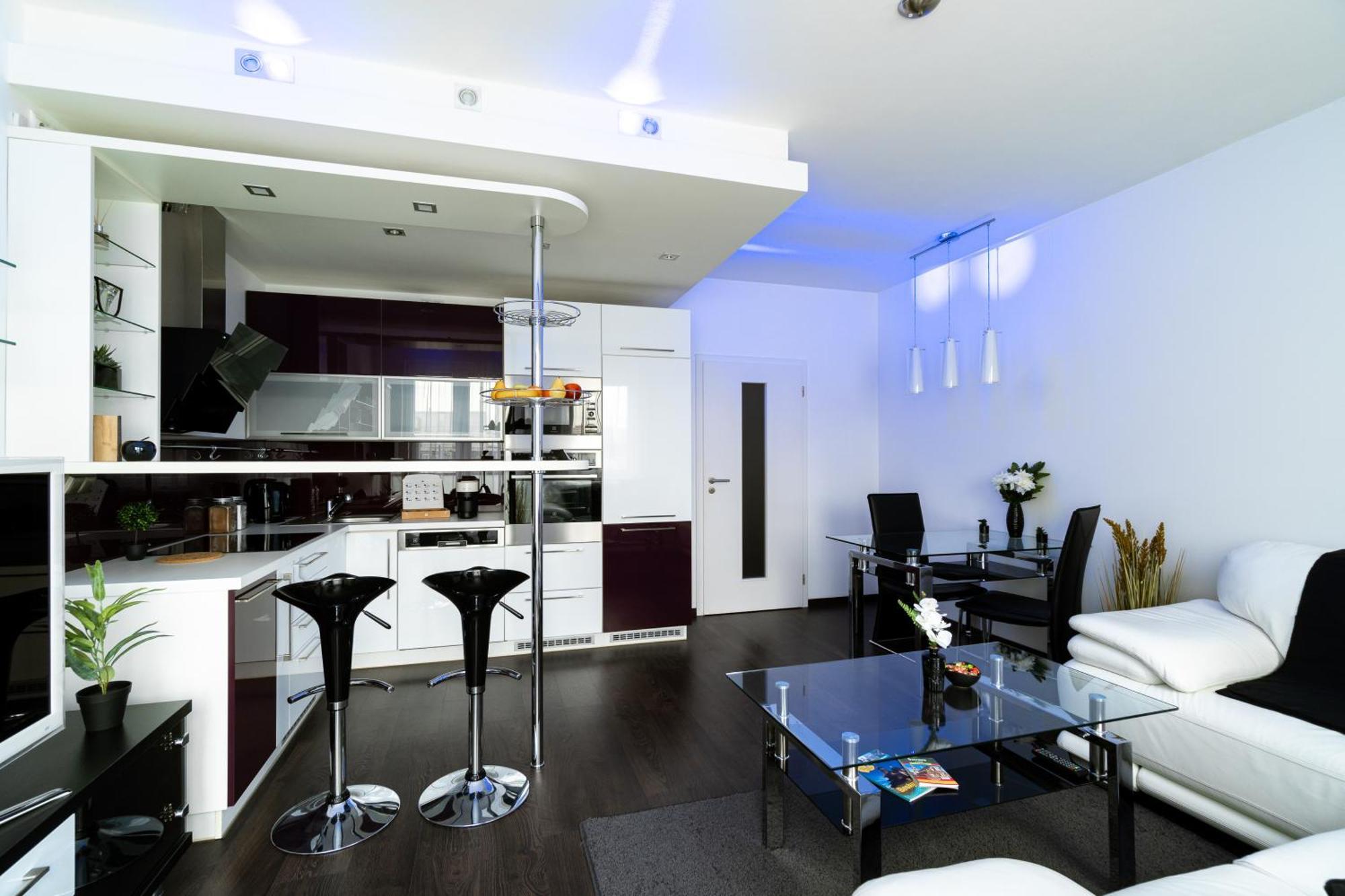 Bnb New Beautiful Apartment In The Center Of Ostrava With Option Garage Parking Εξωτερικό φωτογραφία