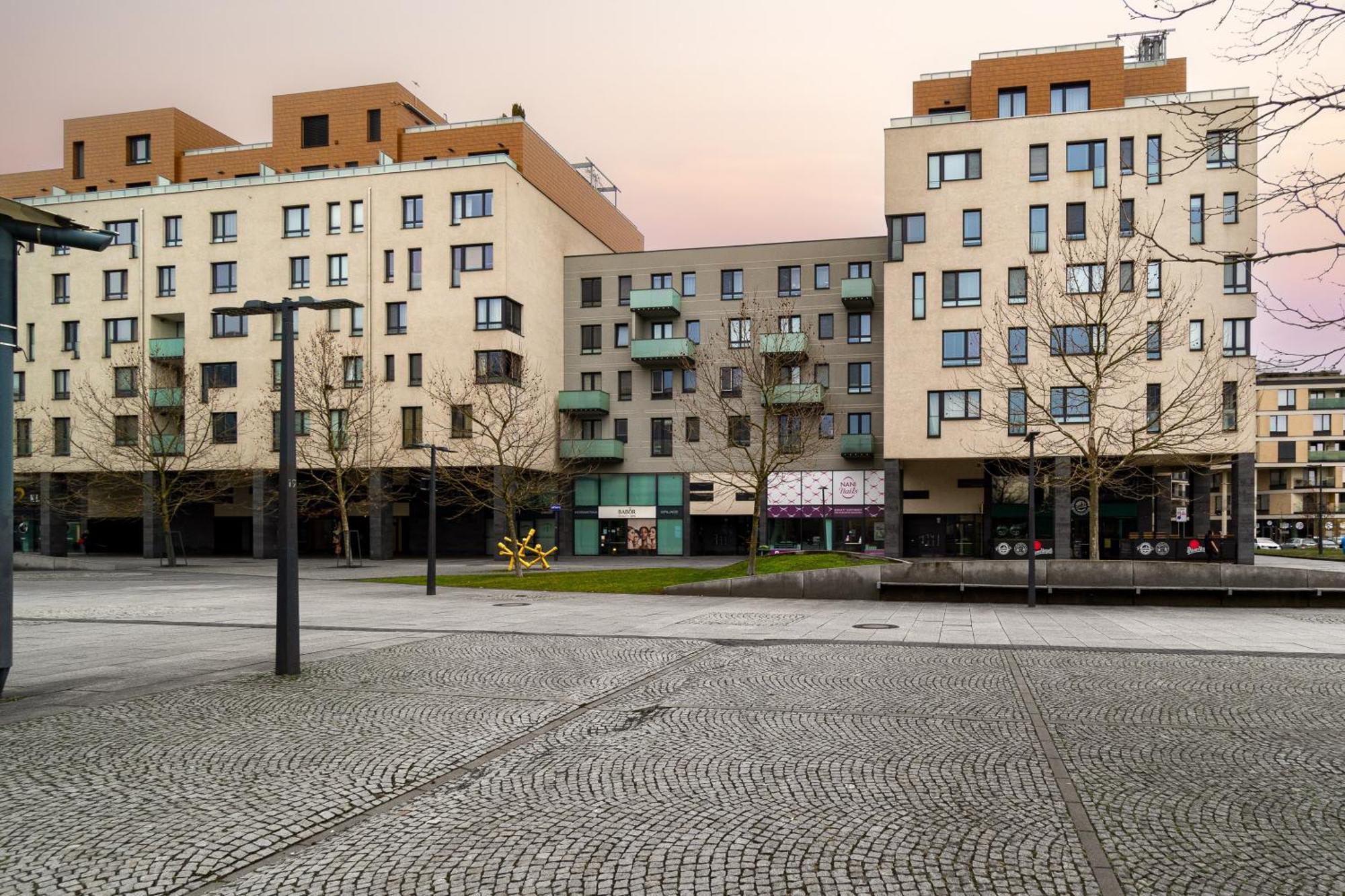 Bnb New Beautiful Apartment In The Center Of Ostrava With Option Garage Parking Εξωτερικό φωτογραφία
